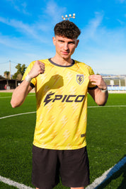 Camiseta Amarilla Jota 7 - Firmada