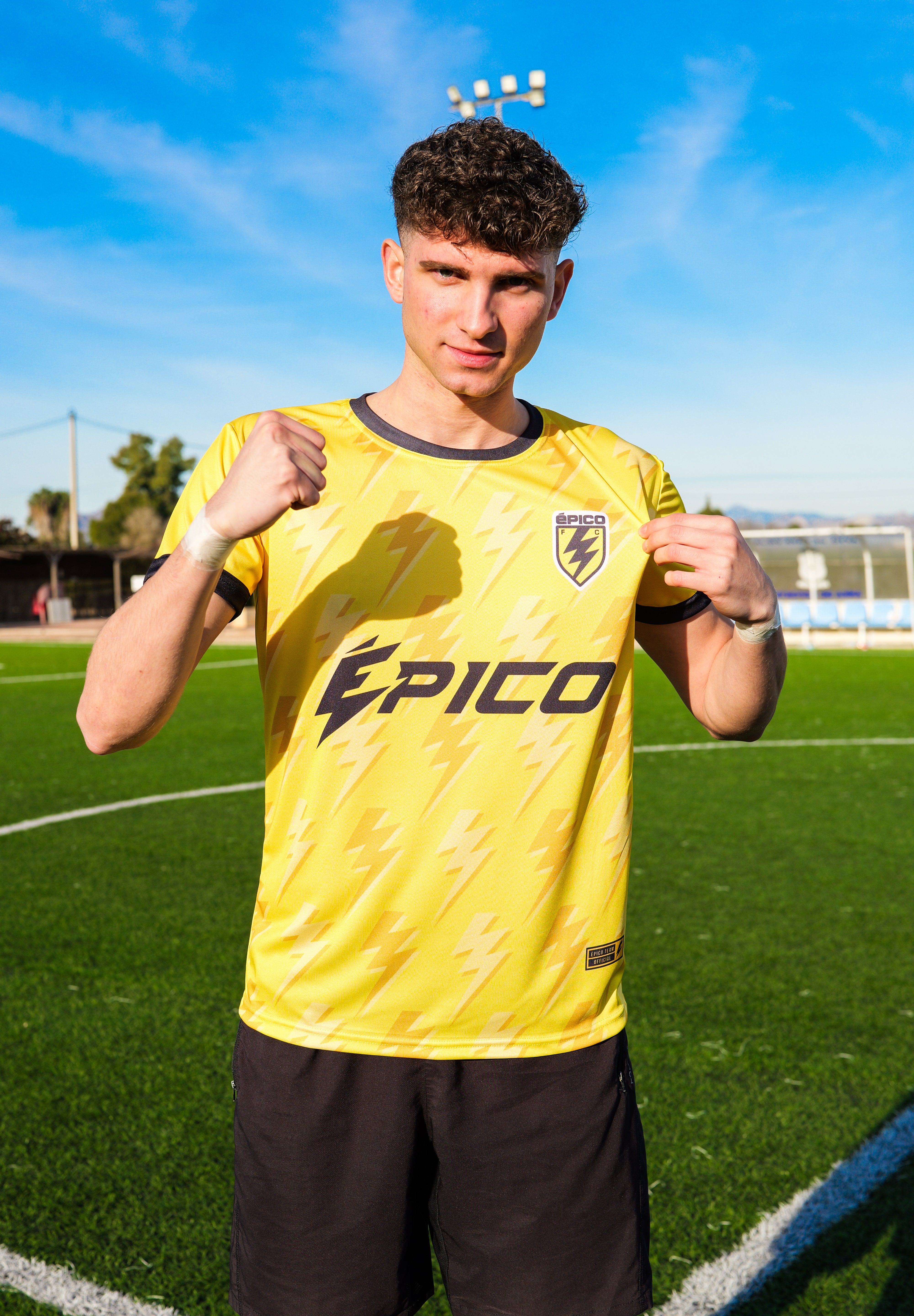 Camiseta Amarilla Jota 7 - Firmada