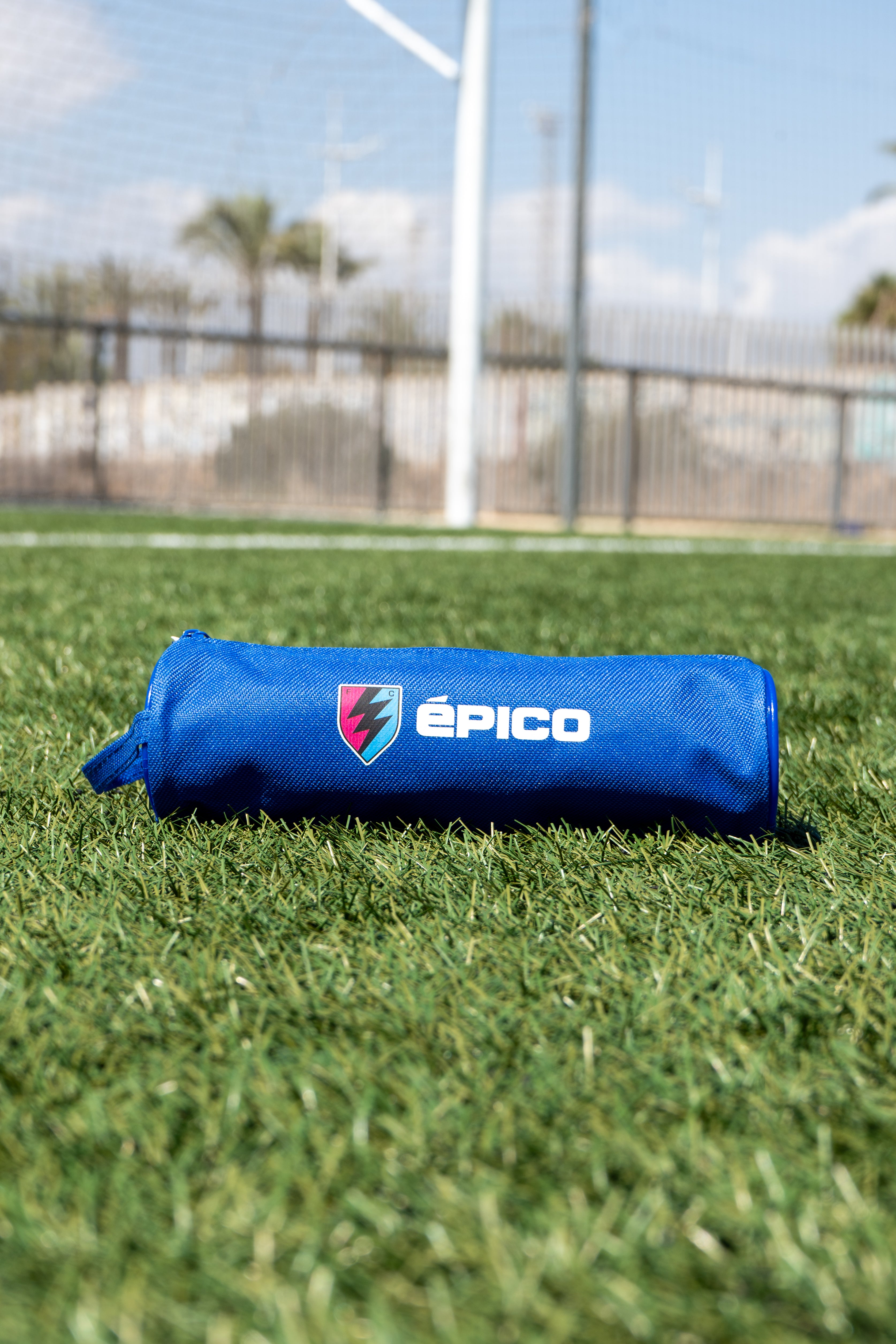Estuche Épico F.C (Firmado por Exal)